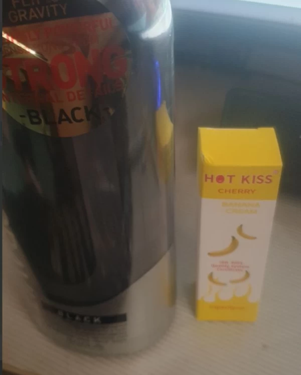 Khách hàng Ta chụp ảnh đánh giá sản phẩm Tenga Flip Zero