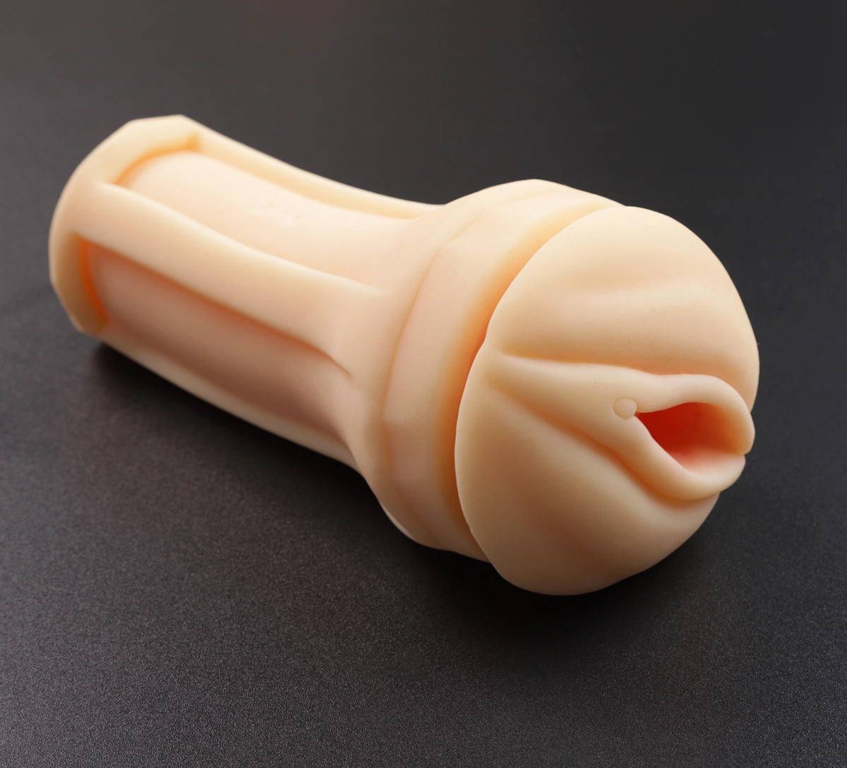 Chất liệu silicone cao cấp đàn hồi và se khít cực sướng