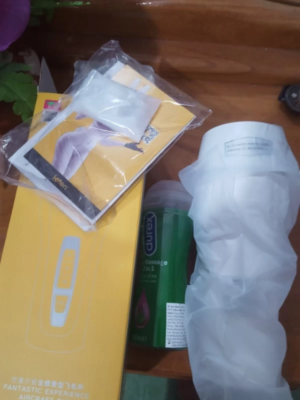 Khách hàng Nguyễn Duy Hiển chụp ảnh đánh giá sản phẩm Leten Hatano Yui