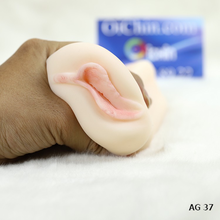 Điểm ưu việt mà phải kể đến tiếp theo là khoản bóp nắn siêu sướng 