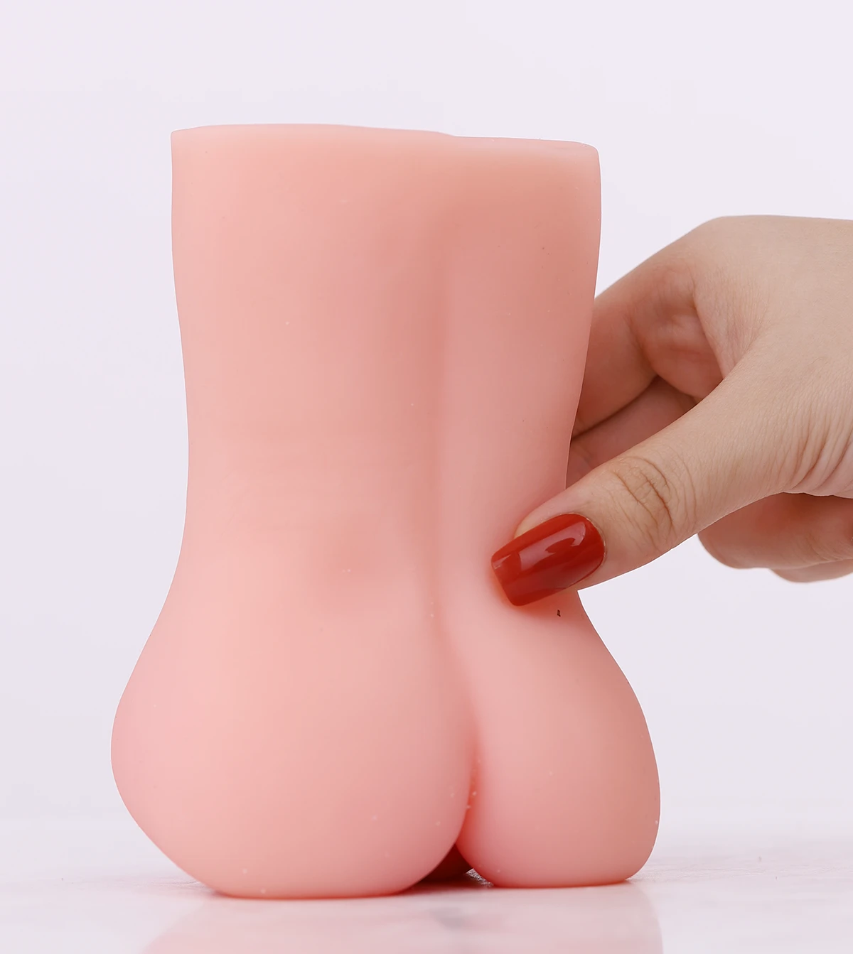 Chiều dài lên đến 16.5 cm chắc chắn sẽ giúp các chàng có những trải nghiệm vô cùng thăng hoa