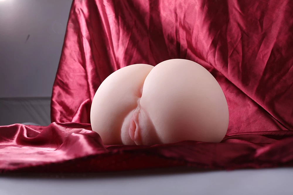 Âm đạo giả cao cấp Coco Nanahara có vẻ đẹp tự nhiên và đầy hấp dẫn