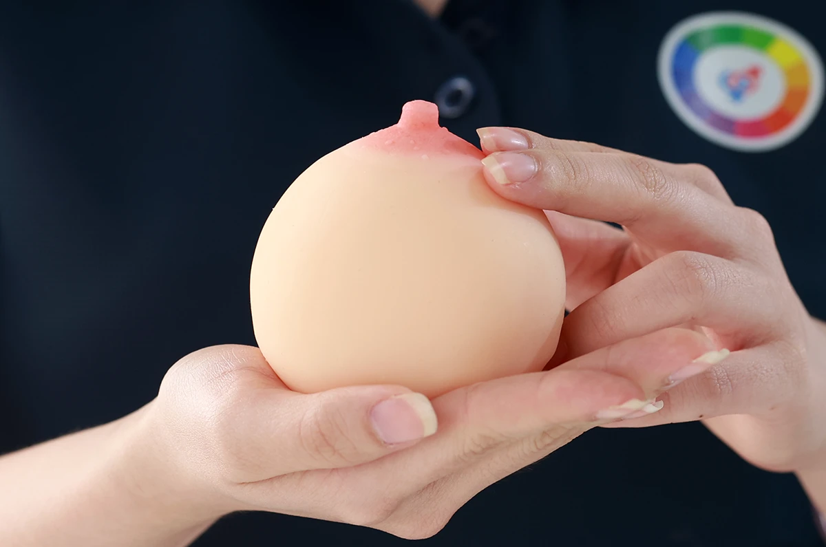 Núm vú mô phỏng gợi cảm