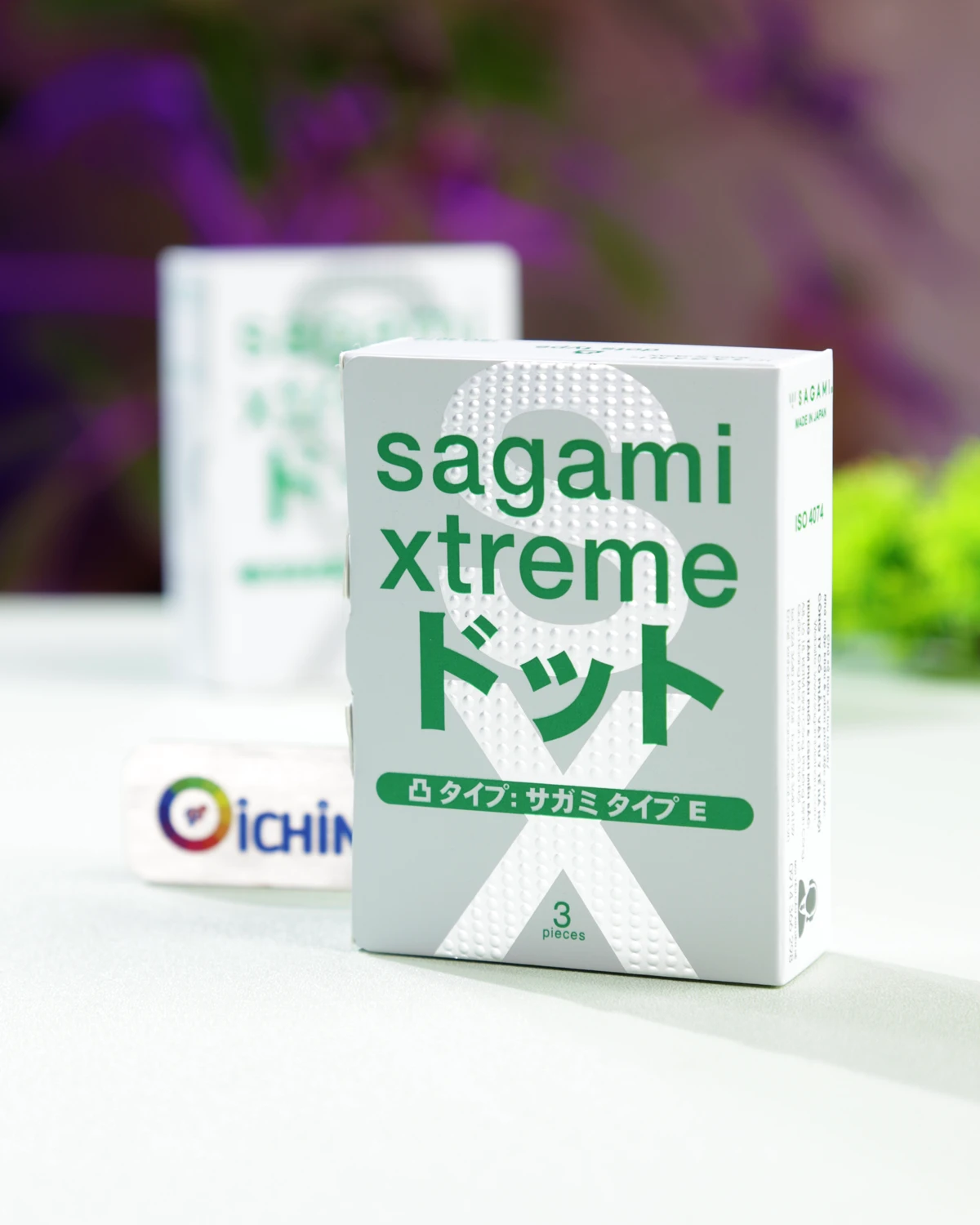 Bao cao su Sagami Xtreme Type E hộp 3 chiếc màu trắng