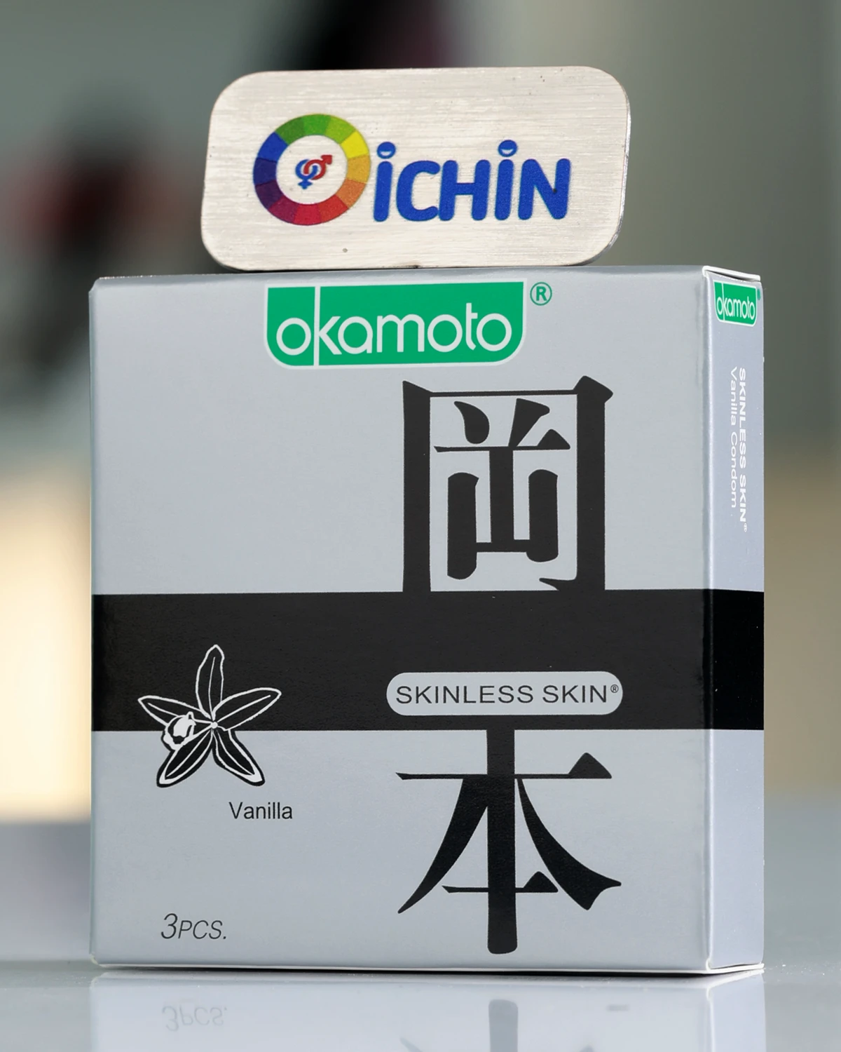 Okamoto Skinless Skin Vanila hộp 3 chiếc