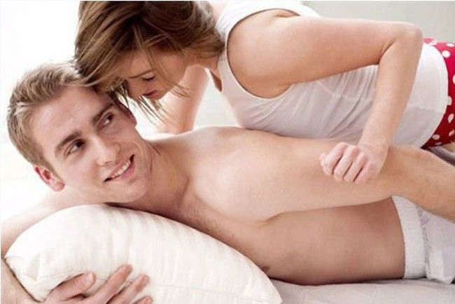 Các vị trí nhạy cảm chạm vào khiến chàng ngất ngây sung sướng