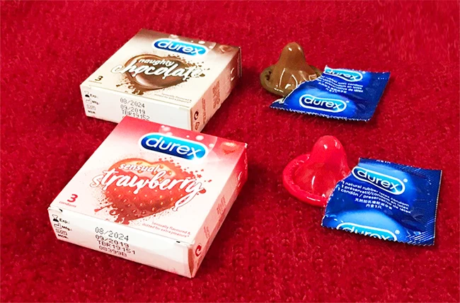 Bao cao su Durex Chocolate Strawberry