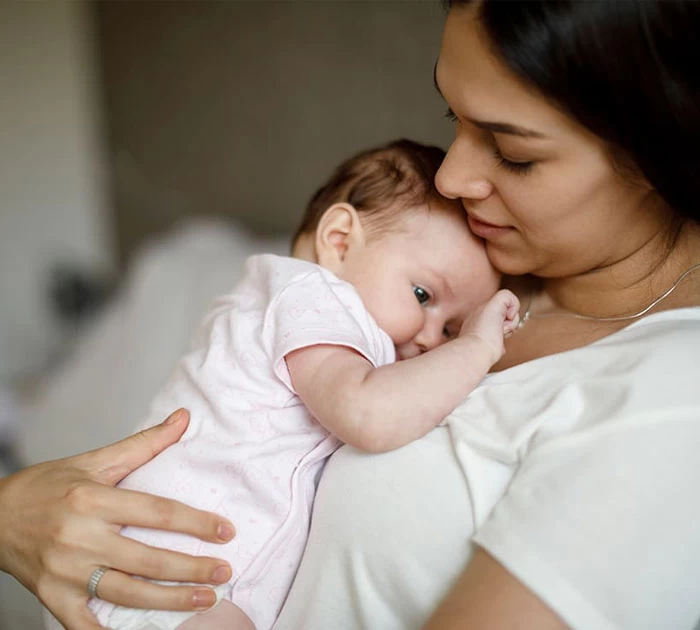 Khi nàng vừa mới sinh con