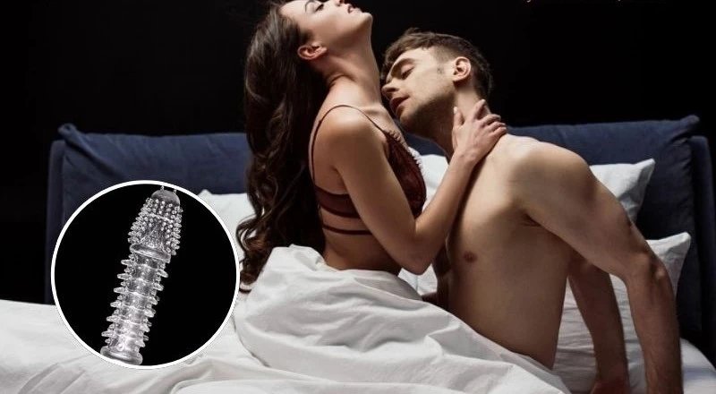 Cặp đôi hạnh phúc bên nhau trong không gian riêng tư