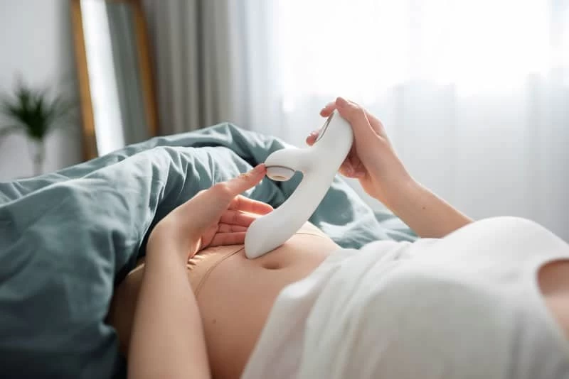 Dùng sextoy silicon chính hãng giúp bảo vệ vùng kín nữ giới