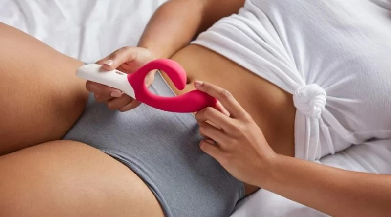 Dùng sextoy quá mạnh cũng khiến “cô bé” bị viêm dẫn đến rụng lông