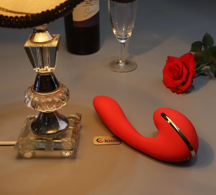 đồ chơi người lớn Kistoy TINA 2 đầu rung hút tỏa nhiệt