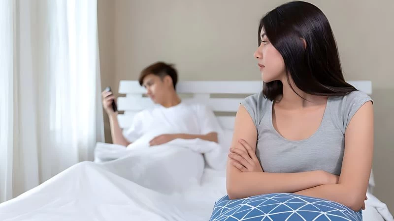 Người tự ti về bản thân thường có xu hướng yêu mù quáng vì lo sợ bị bỏ rơi