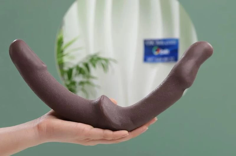 Dương vật giả có độ cong kích thích điểm G 