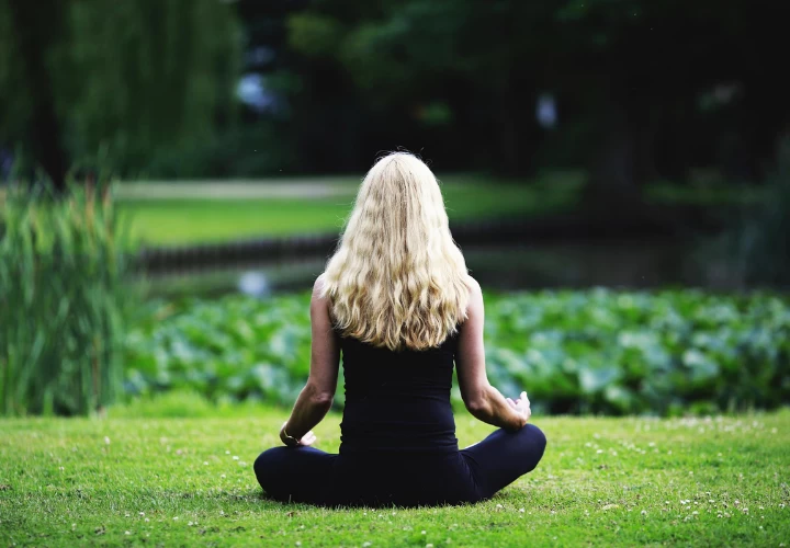 Rèn luyện chánh niệm ngoài phòng ngủ