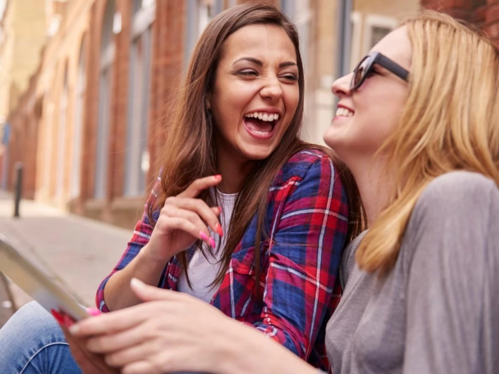 Đo độ thân thiết trước khi kể tới bến