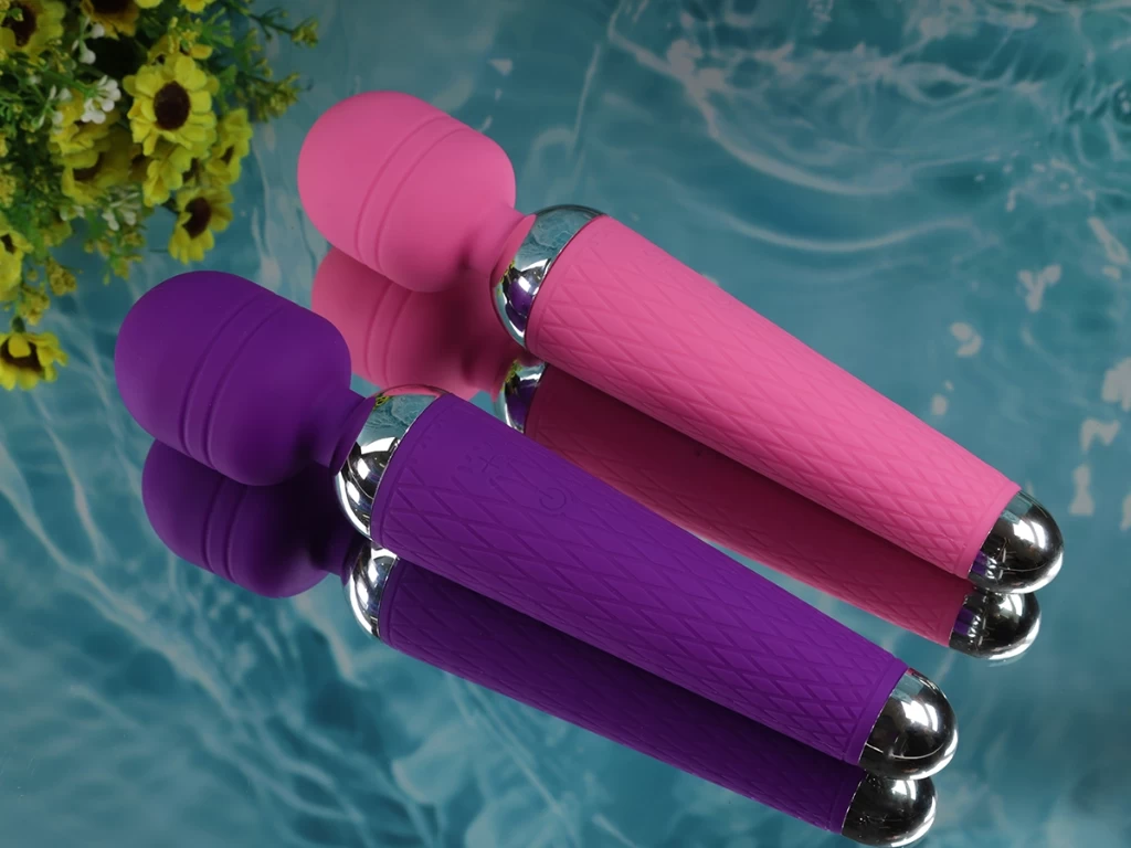 máy massage tình yêu Mini rung cực mạnh xoay tròn 360 độ