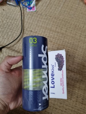 Khách hàng Hải chụp ảnh đánh giá sản phẩm Tenga Spinner