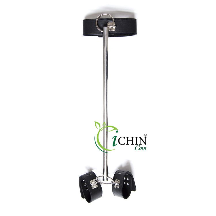 Còng tay Xích cổ có cây giữ cố định