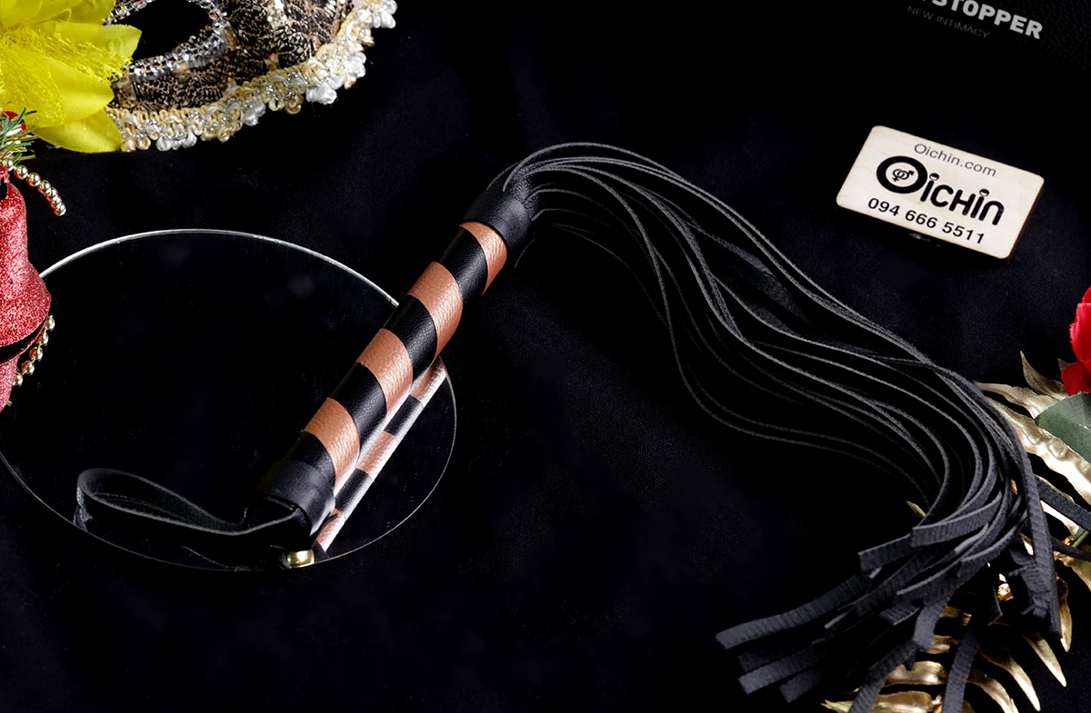 Roi da BDSM YEAIN TASSEL WHIP tăng hưng phấn khi quan hệ