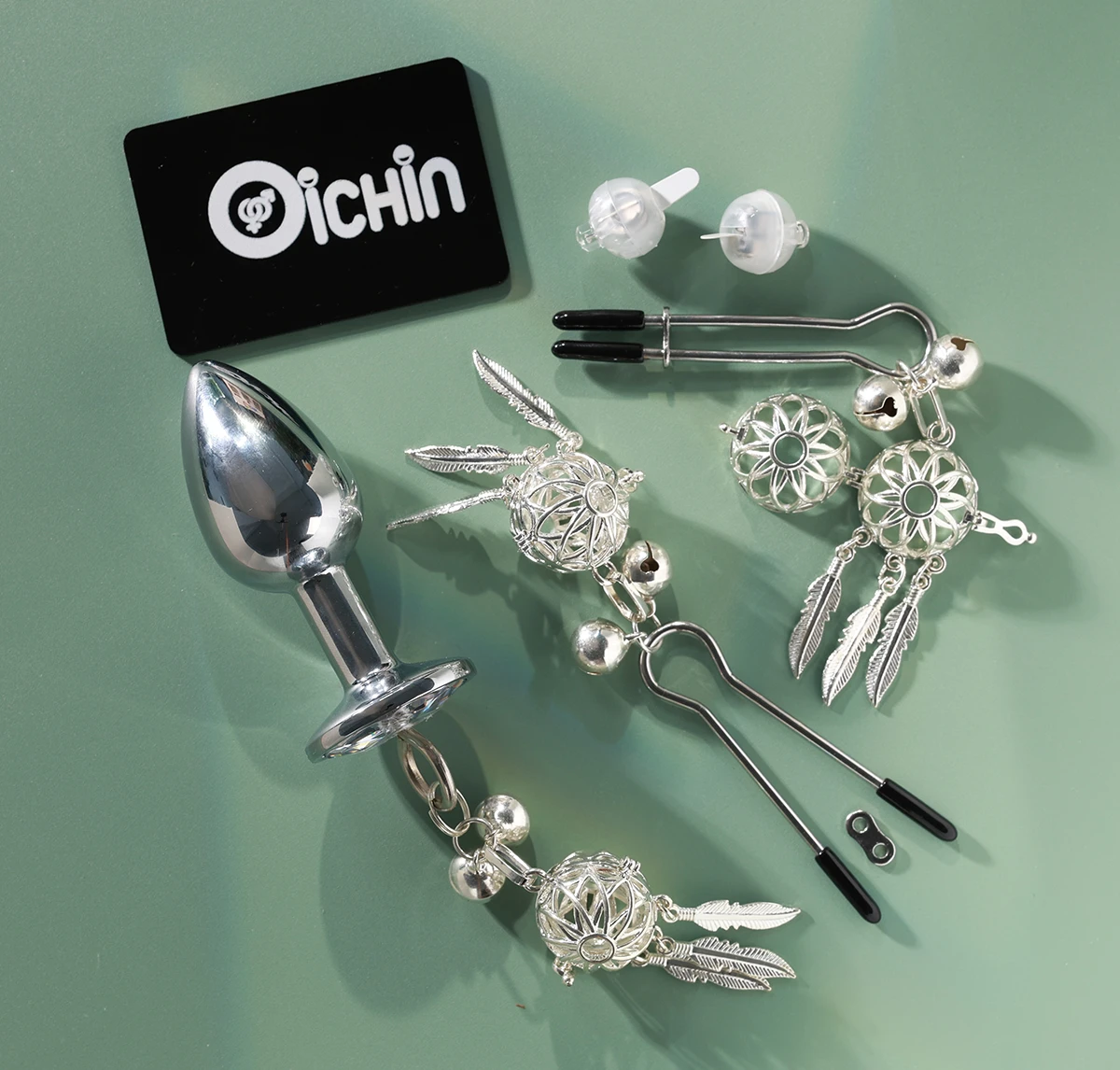 Combo gồm phích cắm lẫn kẹp đầu ti