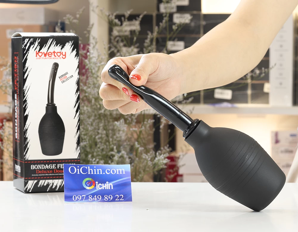 Cách sử dụng dụng cụ thụt rửa Bondage Fetish