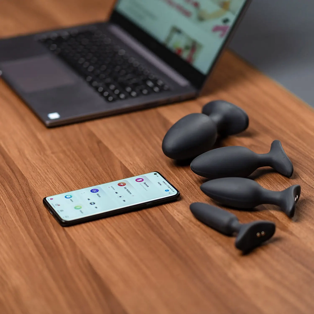 Chân sạc từ tính hiện đại với thời gian 2h sử dụng