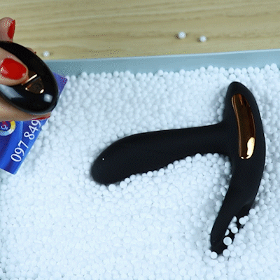 Dibe Katrina có 2 động cơ rung độc lập