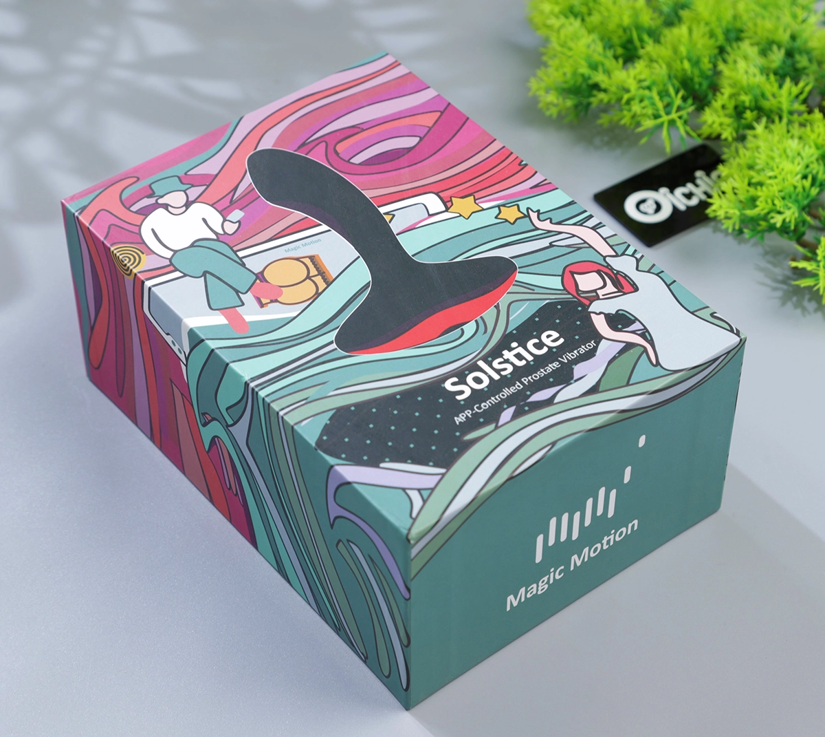 Vỏ hộp bên ngoài sang trọng