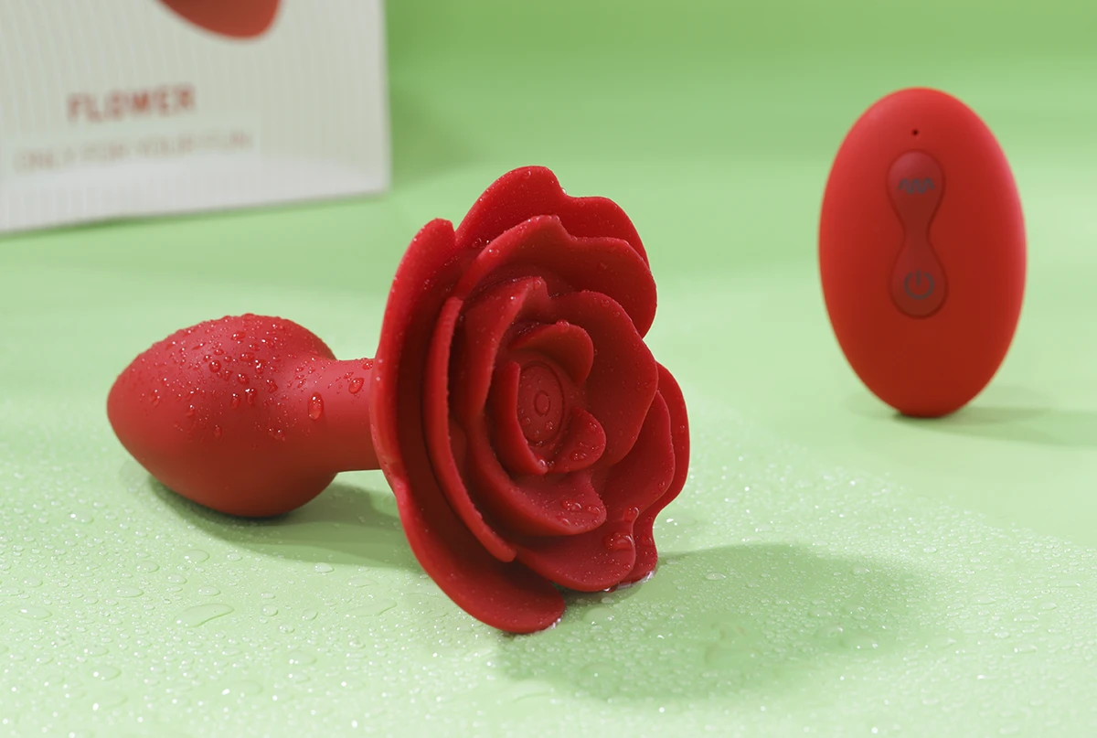 Thiết kế đế hoa hồng độc đáo