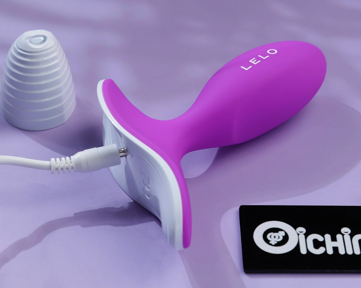 Thời gian sạc và sử dụng bằng nhau là 2 giờ