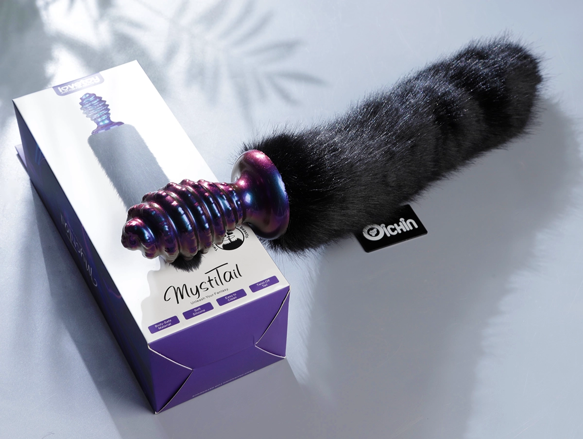 Lovetoy MystiTail được chụp thực tế bởi Oichin