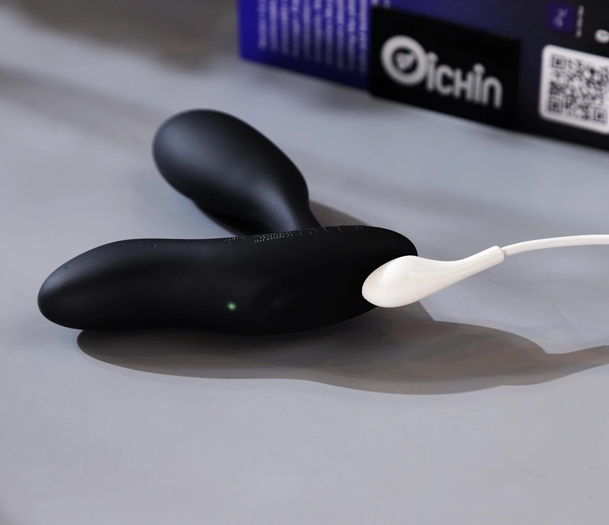 Cách sạc Máy massage tuyến tiền liệt We-vibe Vector + qua USB