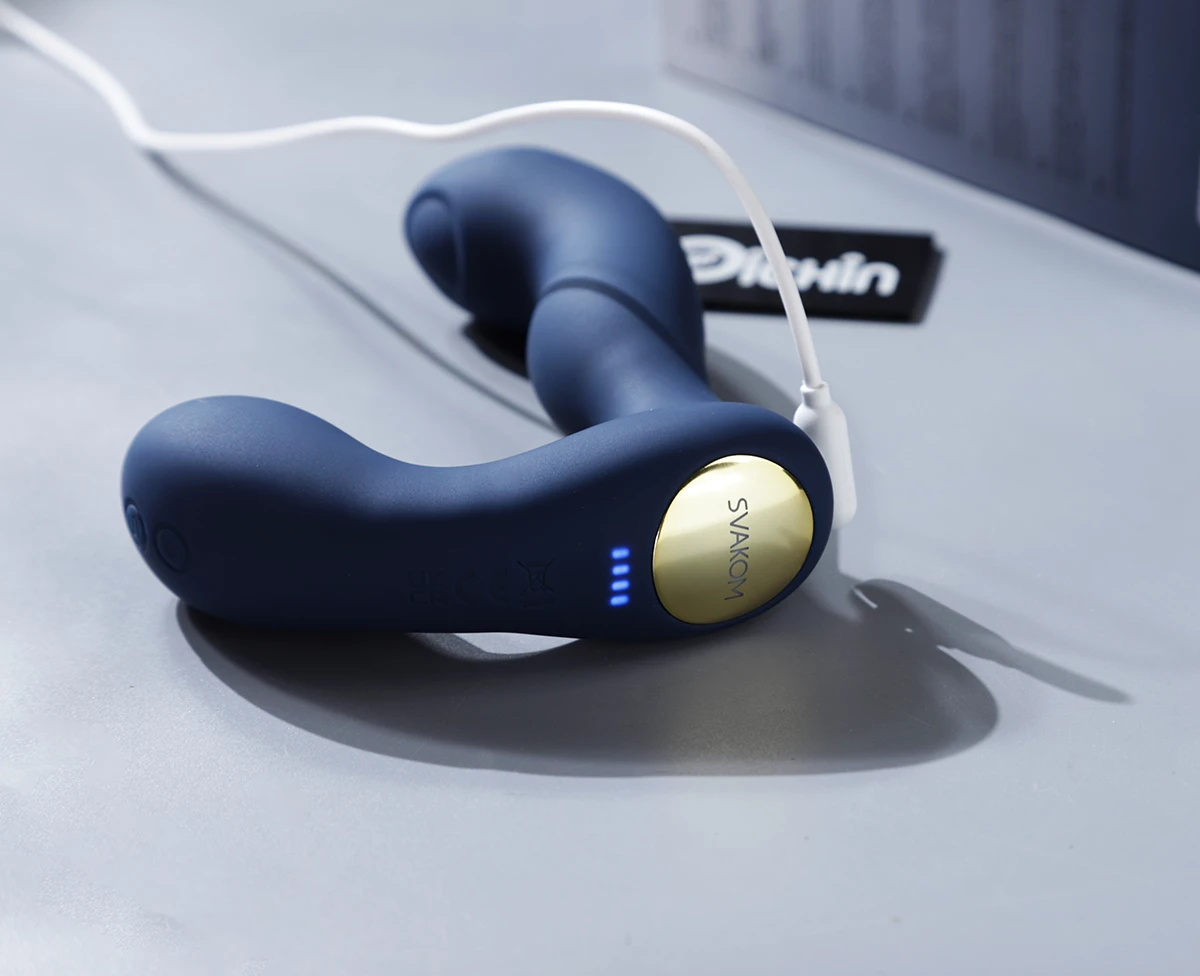 Hướng dẫn sạc Máy massage tuyến tiền liệt Svakom Iker Neo qua USB