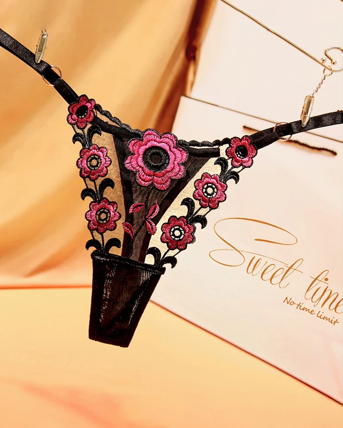 Quần chíp gắn được trứng rung