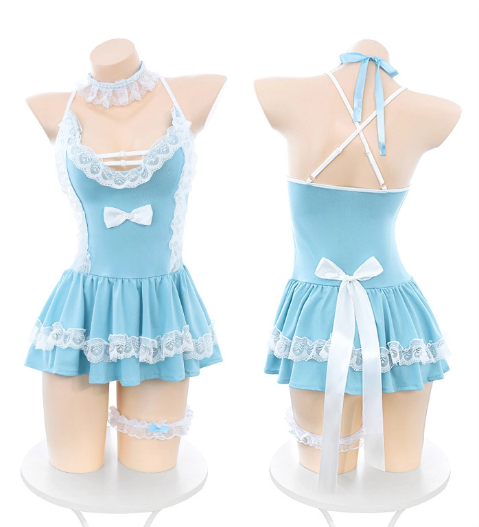 Cosplay cô gái giúp việc