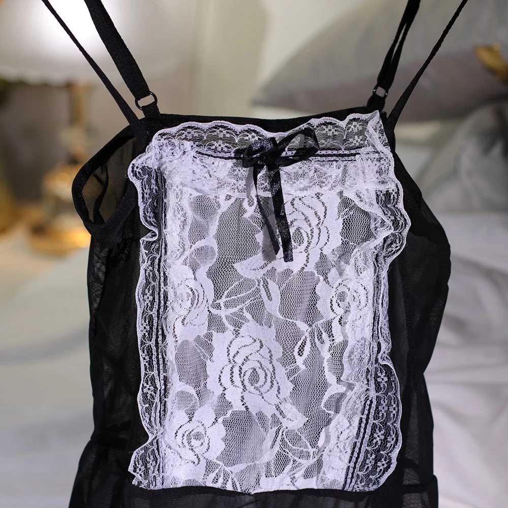 Chất liệu vải - ren thoáng mát, nhẹ nhàng