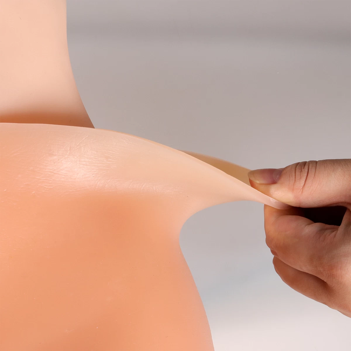 Dương vật giả liền quần Manmiao W20