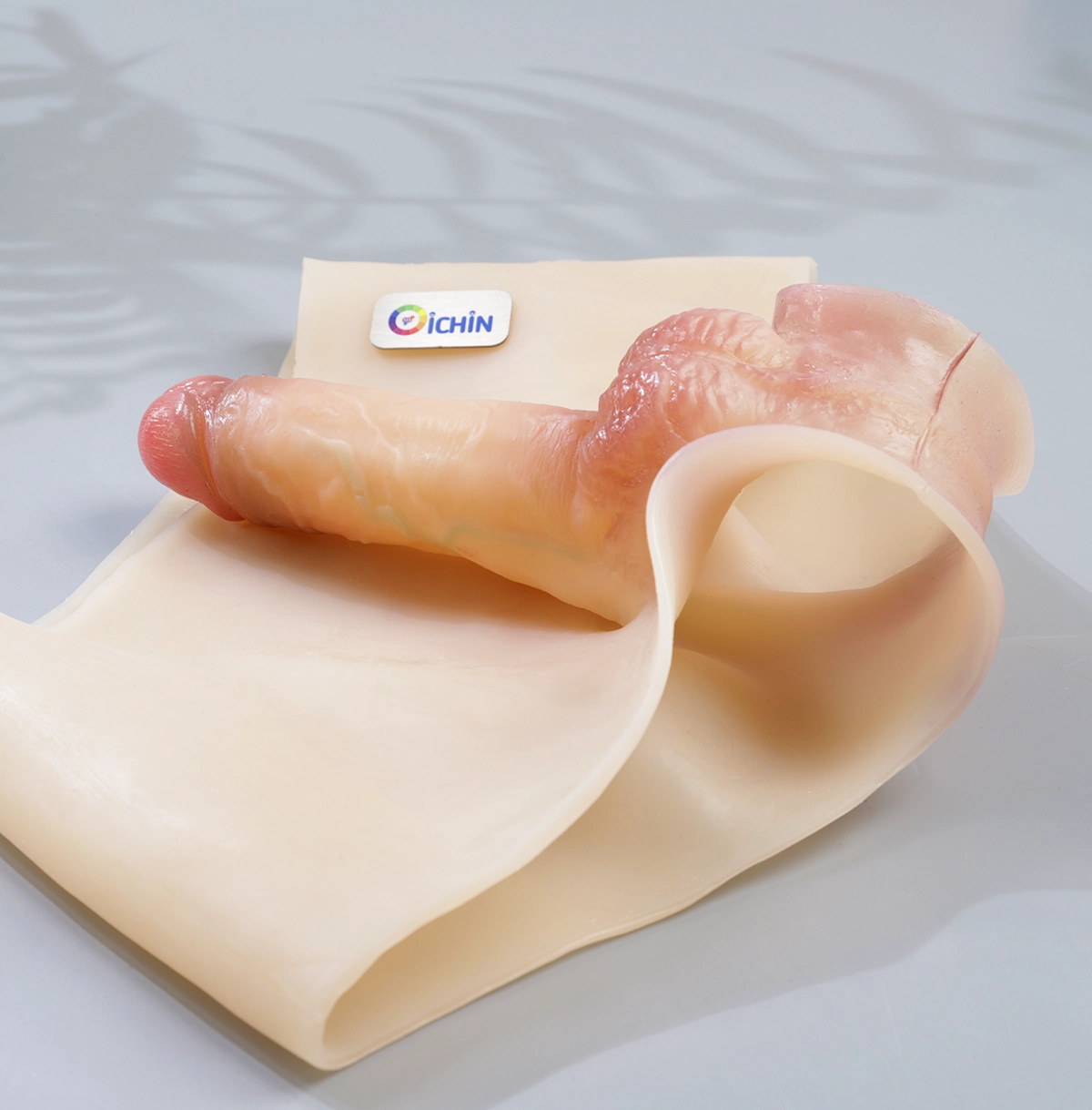 Quần dương vật giả rỗng Manmiao W38 được chụp thực tế bởi Oichin