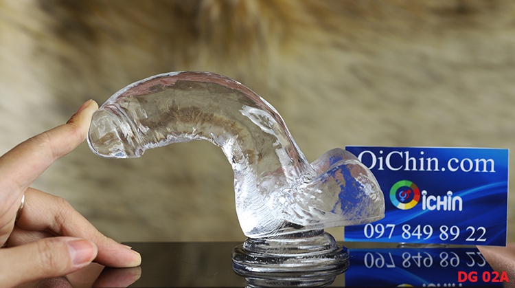 Dương vật giả trong suốt SUPPER COCK dán tường