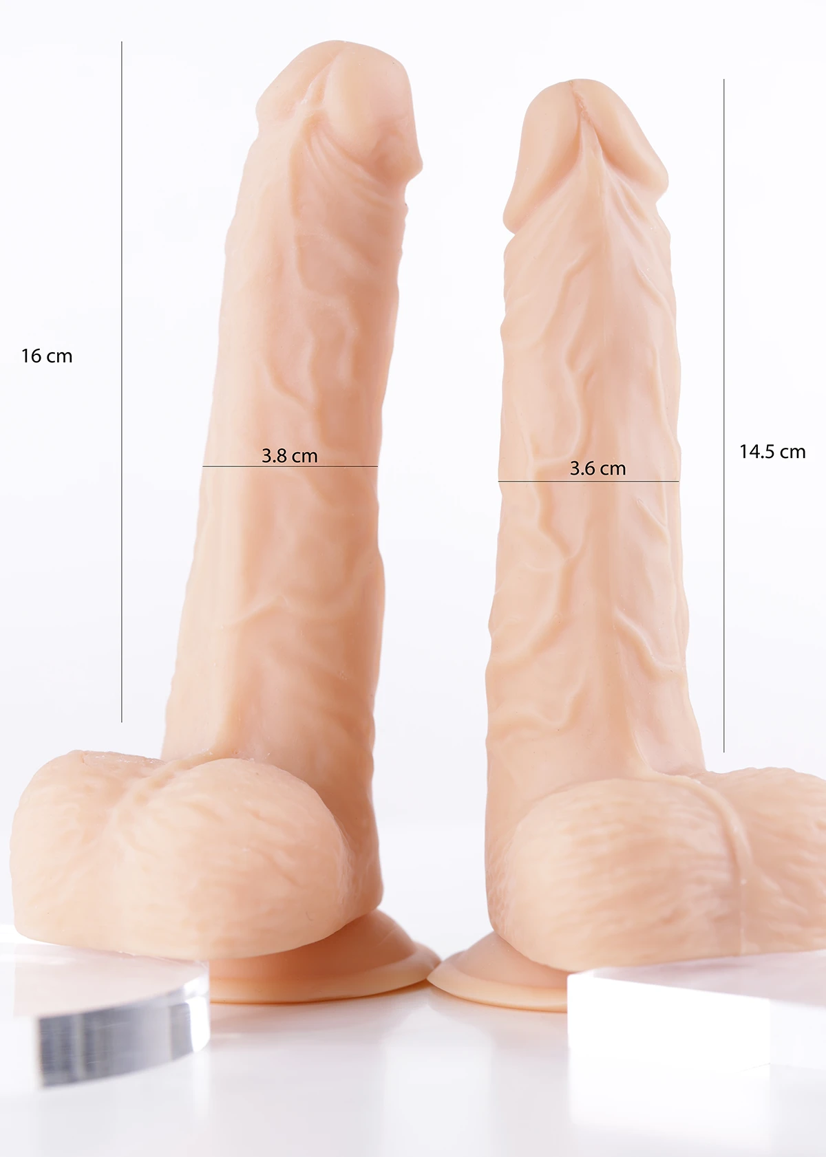 Hai phiên bản khác nhau của TSN Women