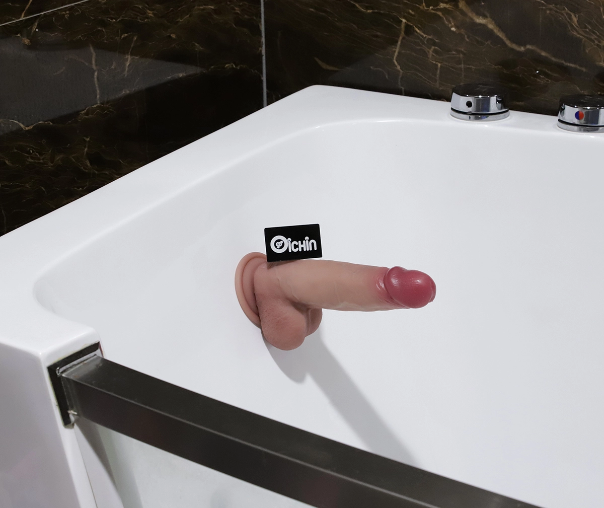 Gắn tường chắc chắn cho nhiều tư thế