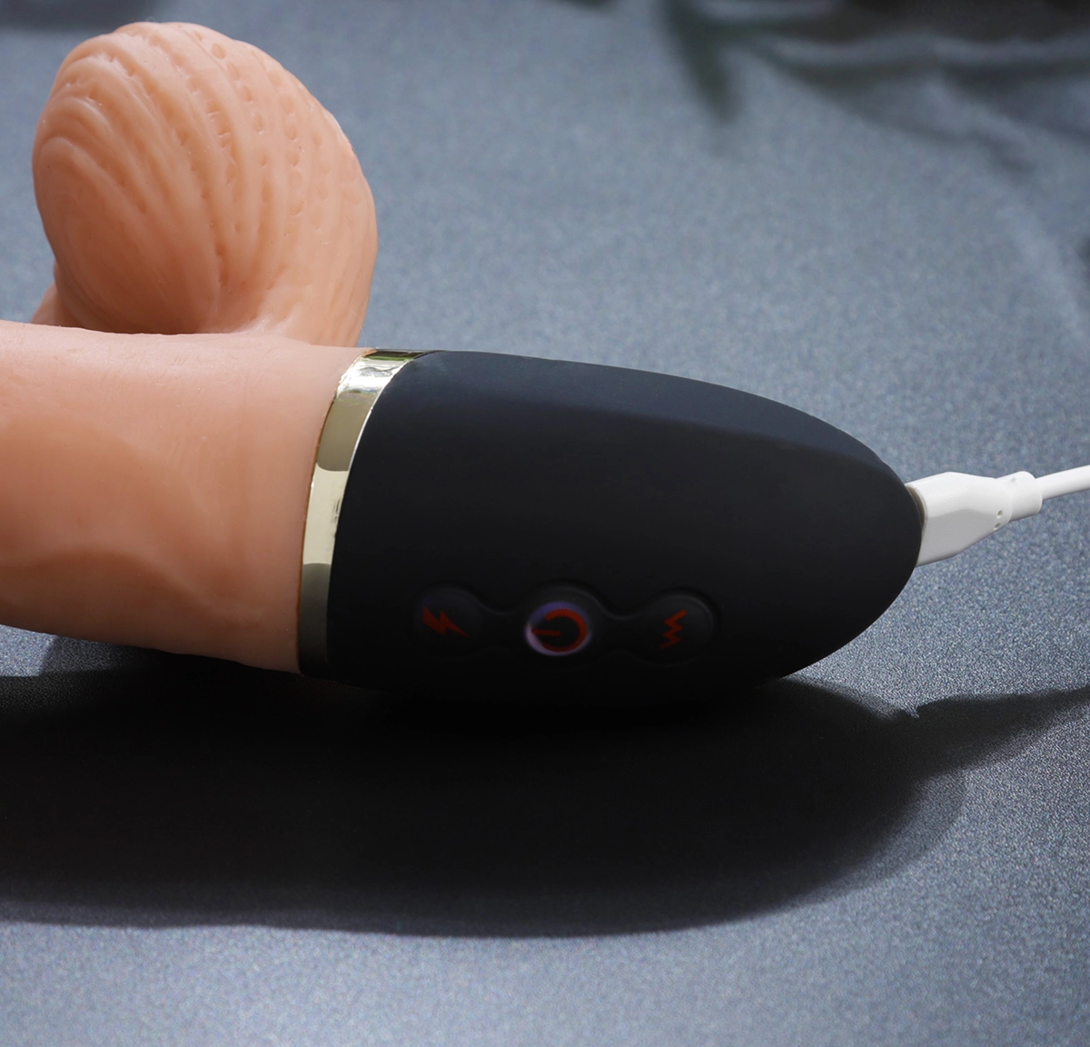 Sạc 2 ,5 giờ dùng 1 giờ