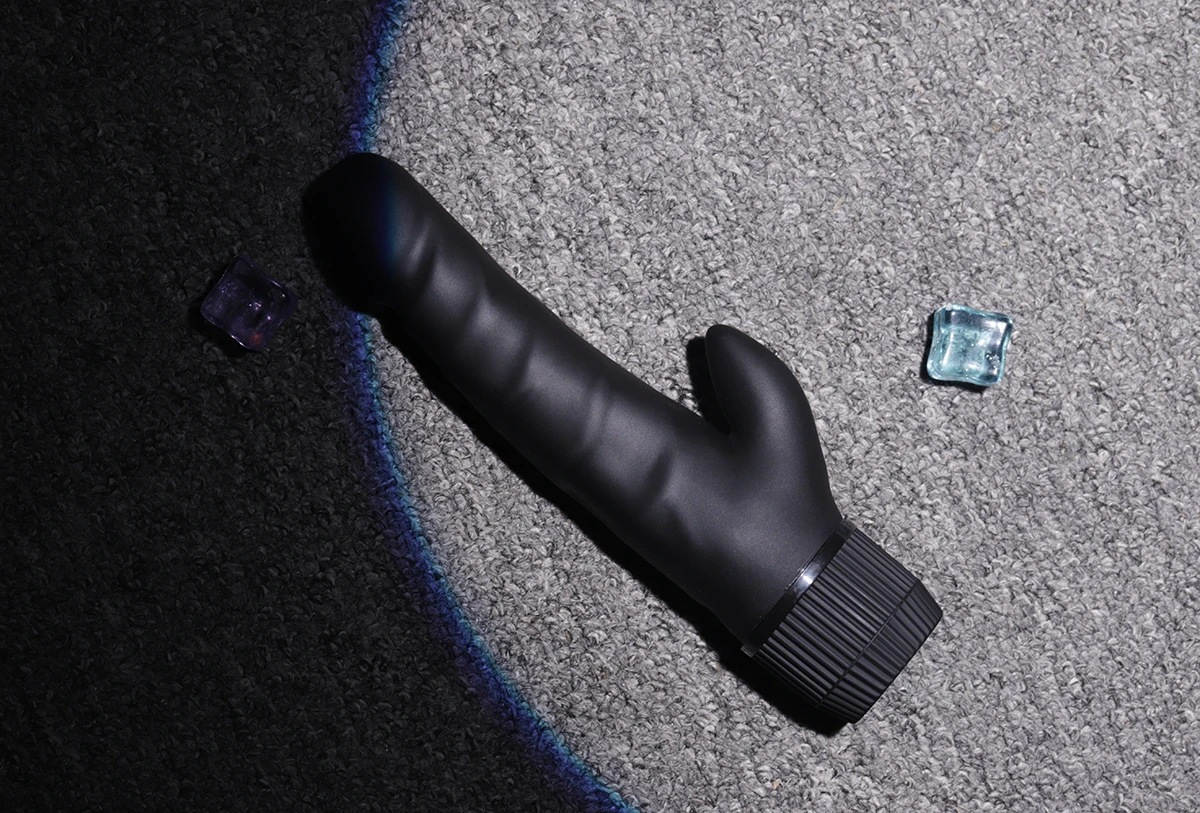 CalExotics Black Velvet Clit Arouser