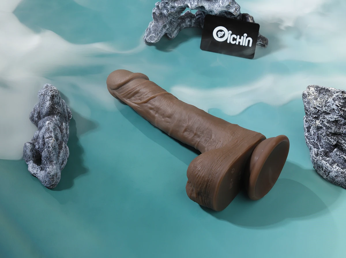 Sextoy dương vật giả này tích hợp 9 kiểu rung đầy kích thíc