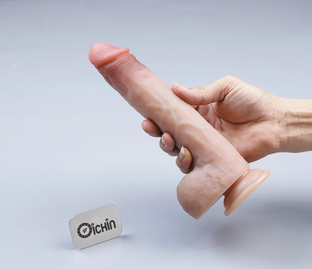 Chất liệu Platinum Silicone trên Lovetoy Sliding Skin Pro 9 inch 