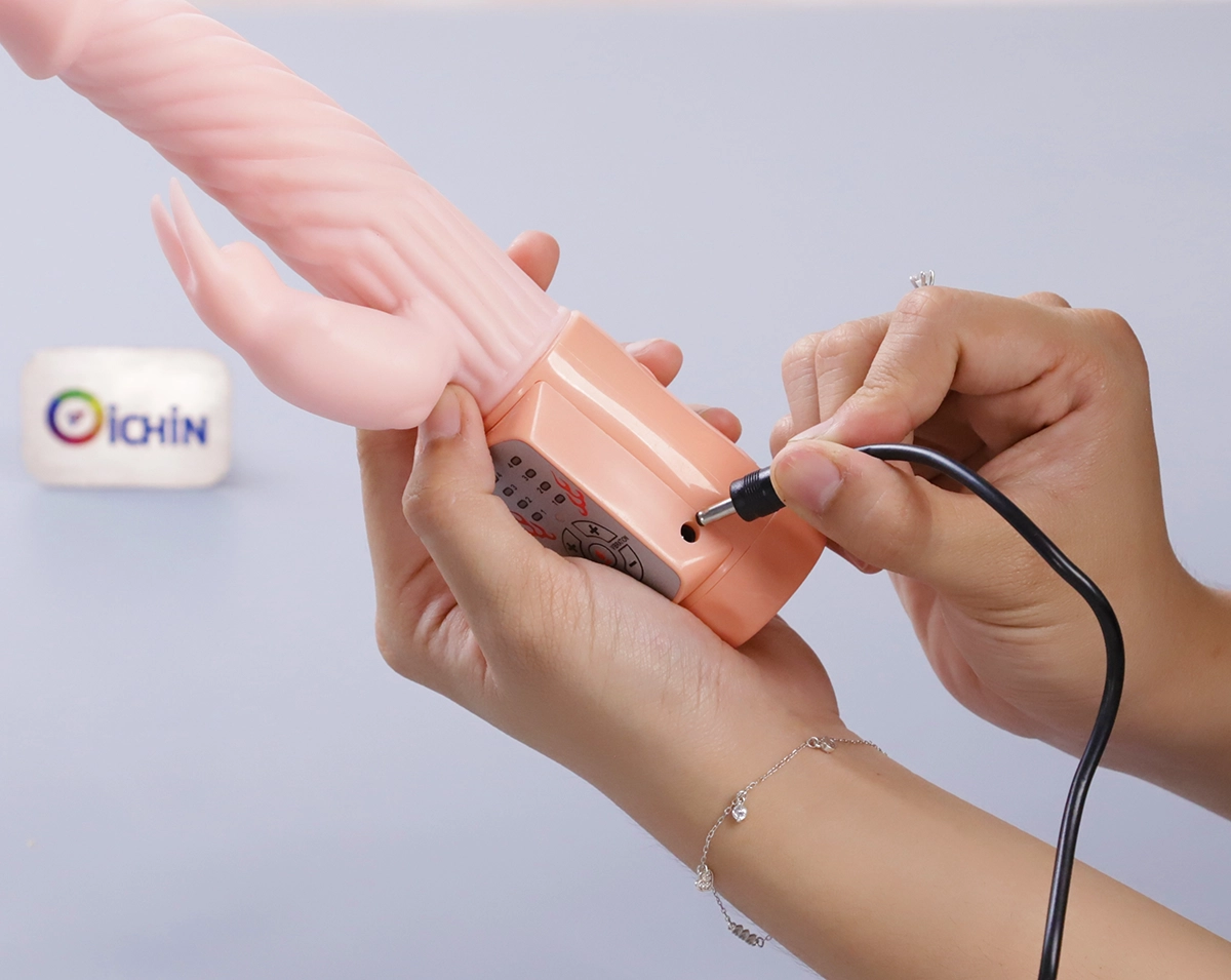 Cầm tay cắm sạc dễ dàng