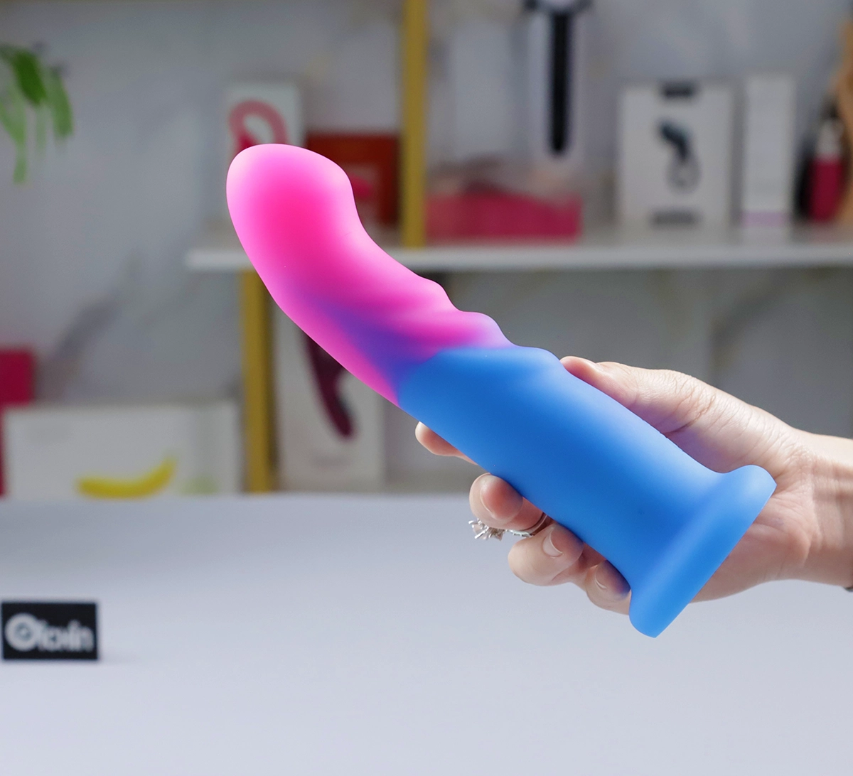 Loving World CT1809 được chụp thực tế bởi Oichin