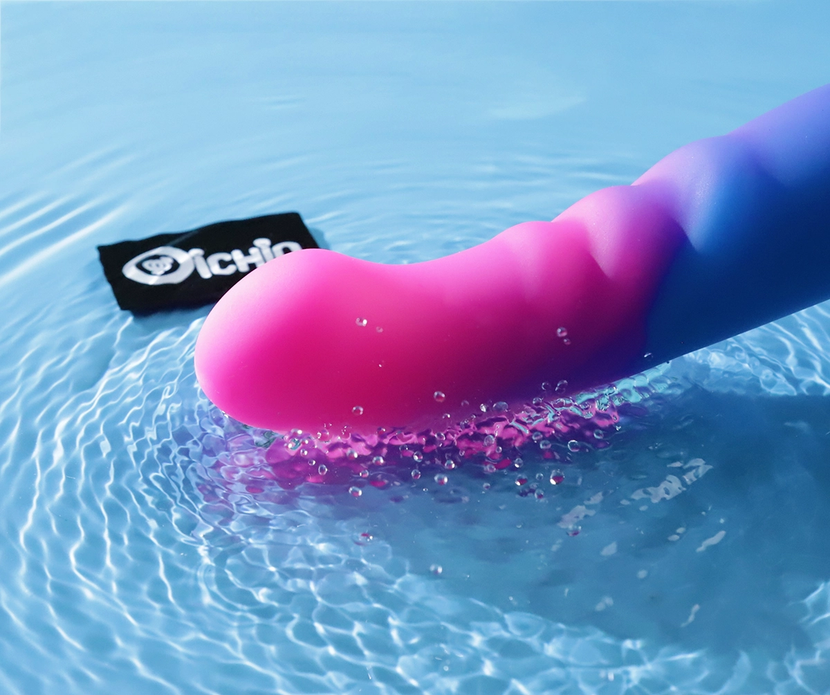 Rung động mạnh mẽ trên nươcs