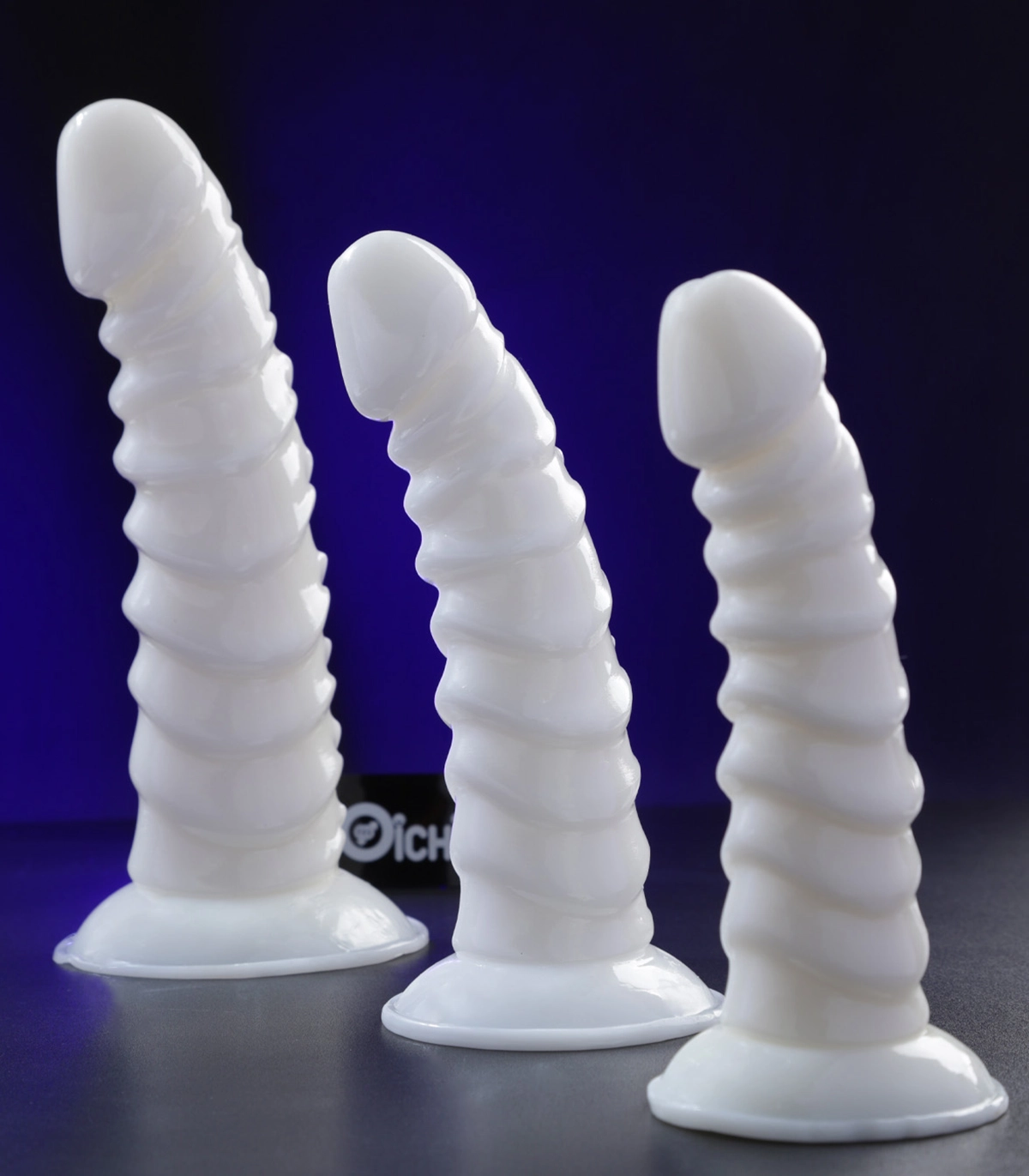 White Lover SSI Japan có 3 kích cỡ để nàng thoải mái lựa chọn